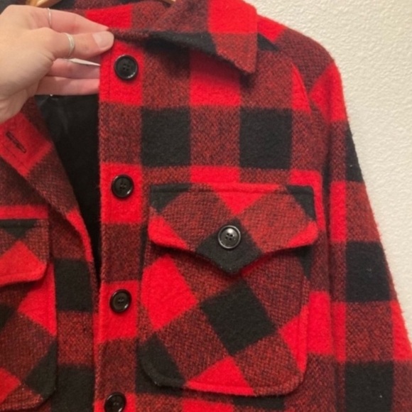 Vintage Wool Plaid Black & Red Coat - Picture 6 of 16